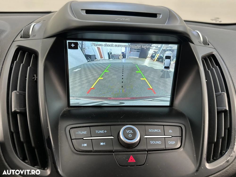 Ford Kuga - 19