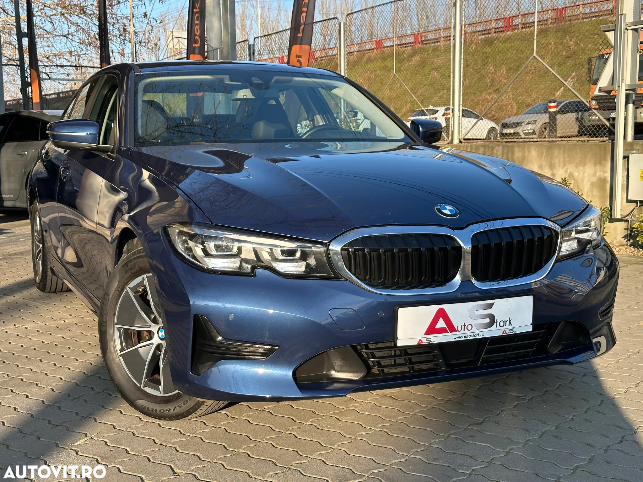 BMW Seria 3 316d AT - 11