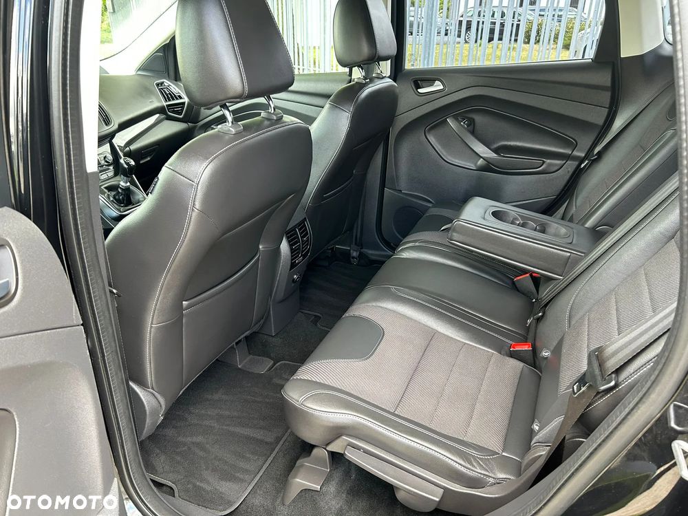 Ford Kuga - 21