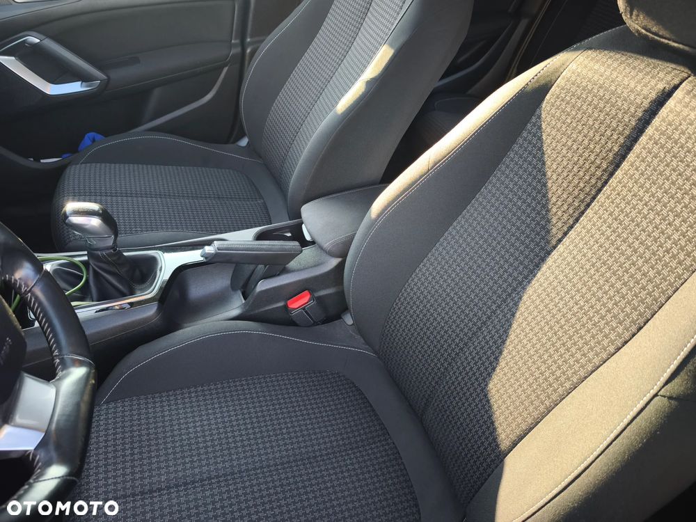 Peugeot 308 1.6 BlueHDi Active S&S - 18