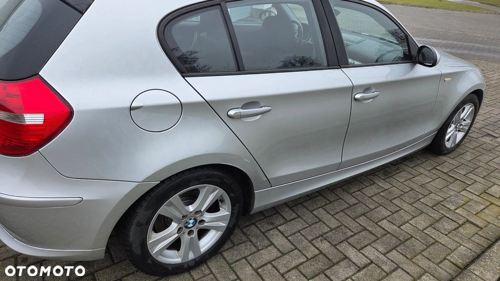 BMW Seria 1 118d DPF - 9