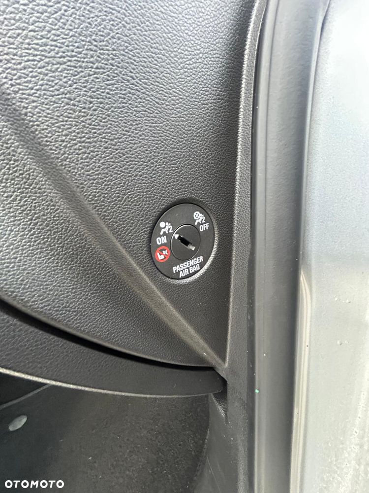 Opel Meriva 1.4 150 Jahre - 35