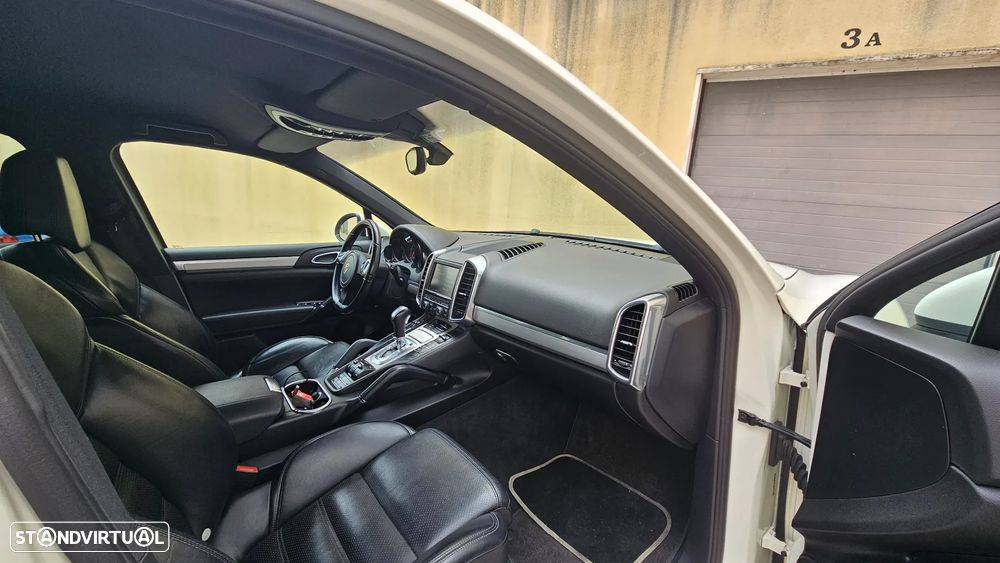 Porsche Cayenne ver-standard - 37