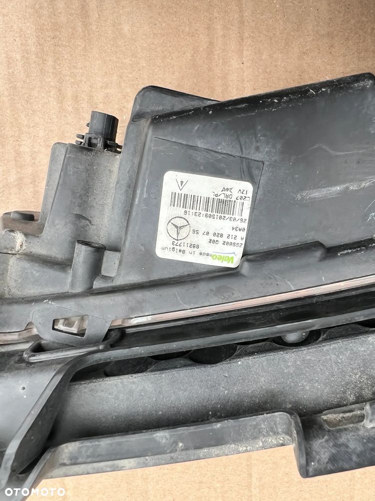 MERCEDES A 207 W 207 A 212 HALOGEN PRAWY LED - 5