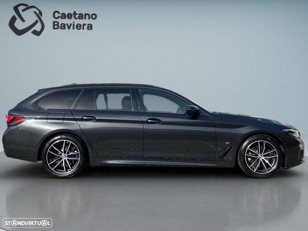 BMW 520 d Pack Desportivo M Auto - 25