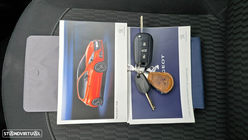 Peugeot 208 1.2 PureTech Style - 51