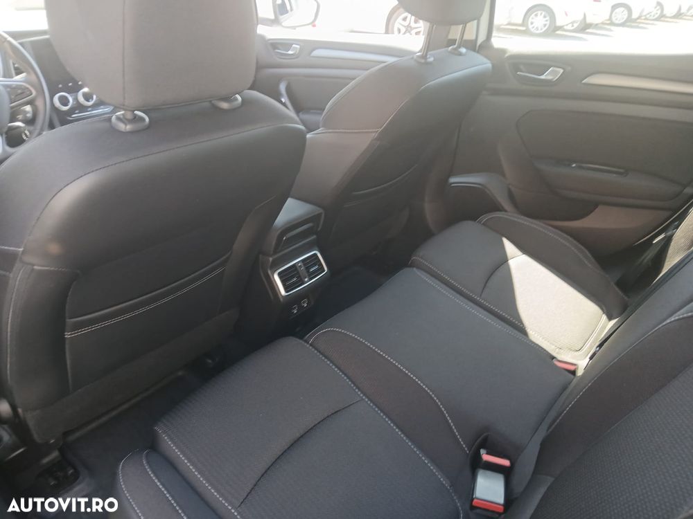 Renault Megane TCe GPF Zen - 8