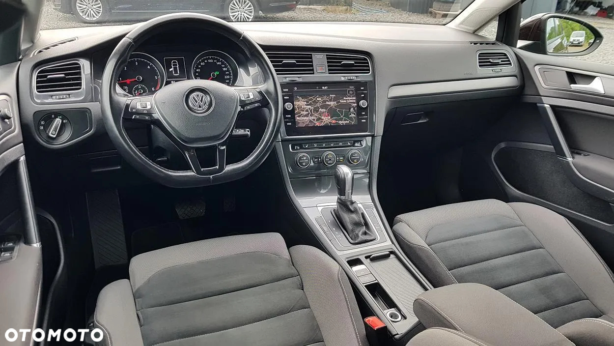 Volkswagen Golf 2.0 TDI BlueMotion Technology DSG Edition - 19