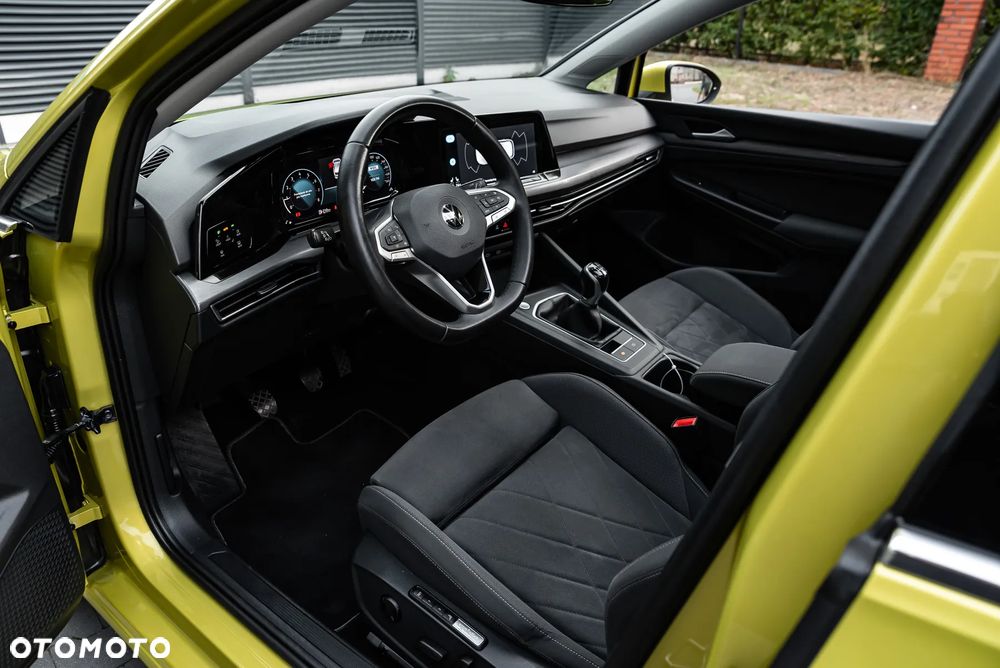 Volkswagen Golf - 9