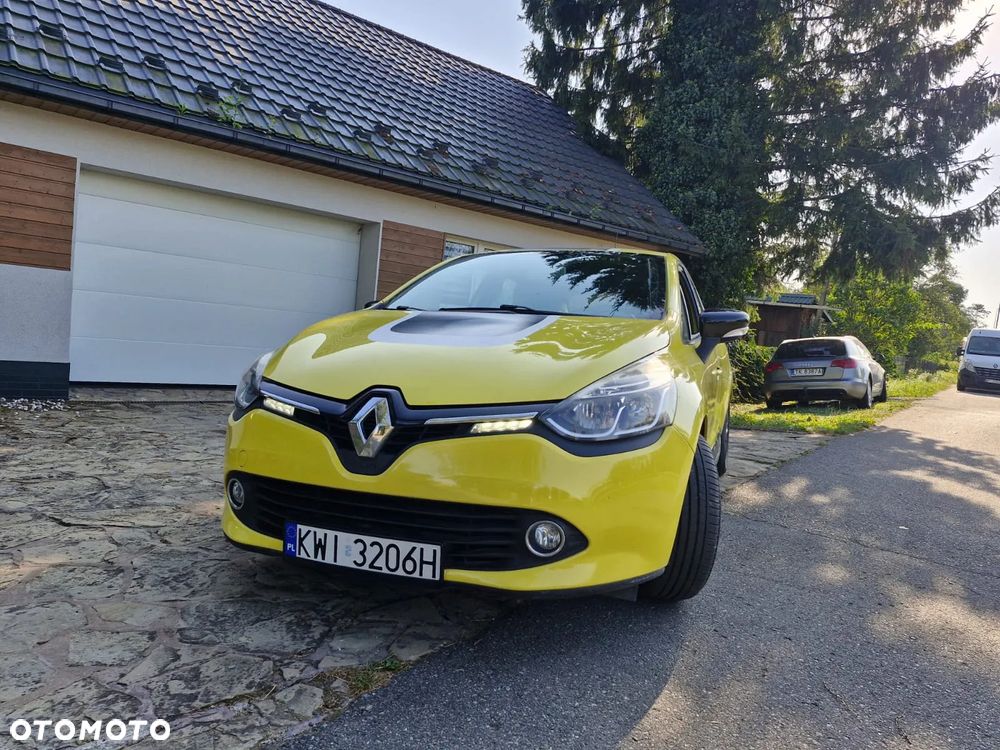 Renault Clio TCe 90 Luxe - 23