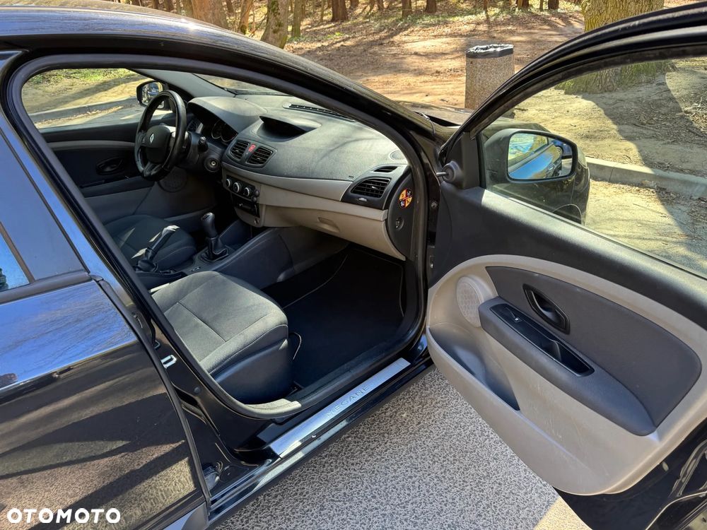 Renault Megane 1.6 16V Expression - 13