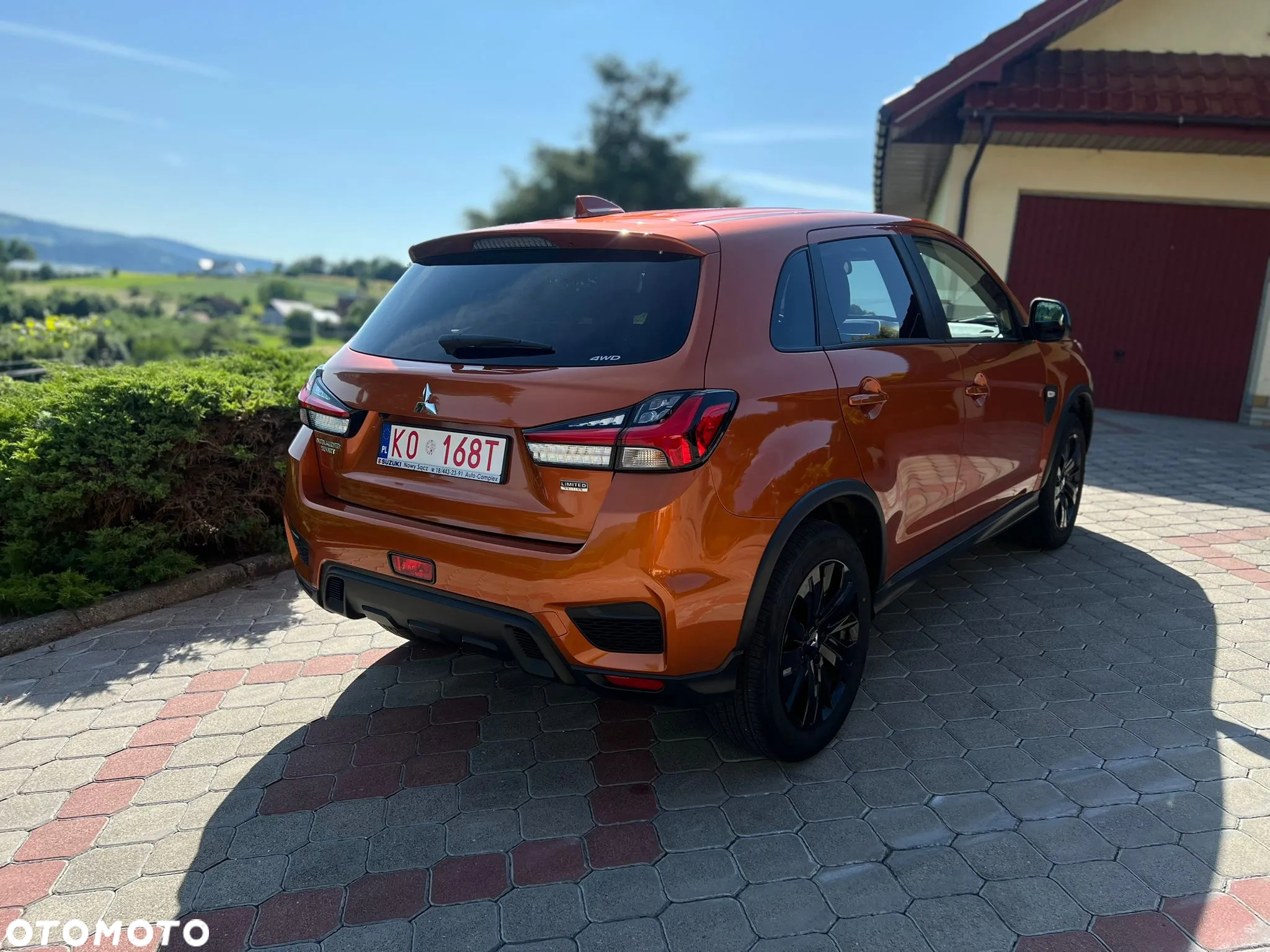 Mitsubishi Outlander - 11