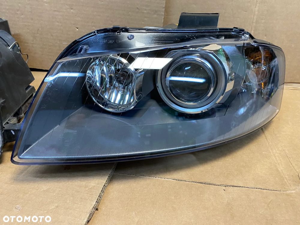 lampy audi a3 8P bi xenon nie skrętny komplet eu całe - 2