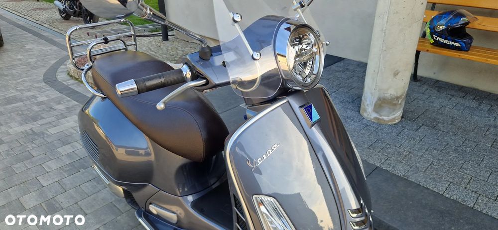 Piaggio Vespa - 16