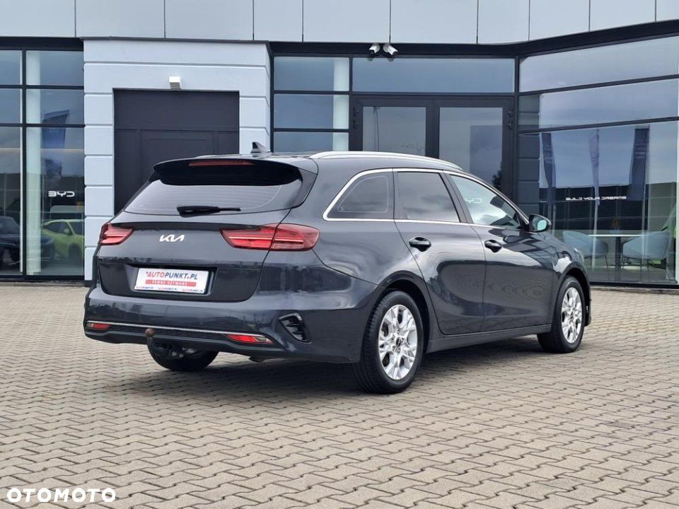 Kia Ceed - 5