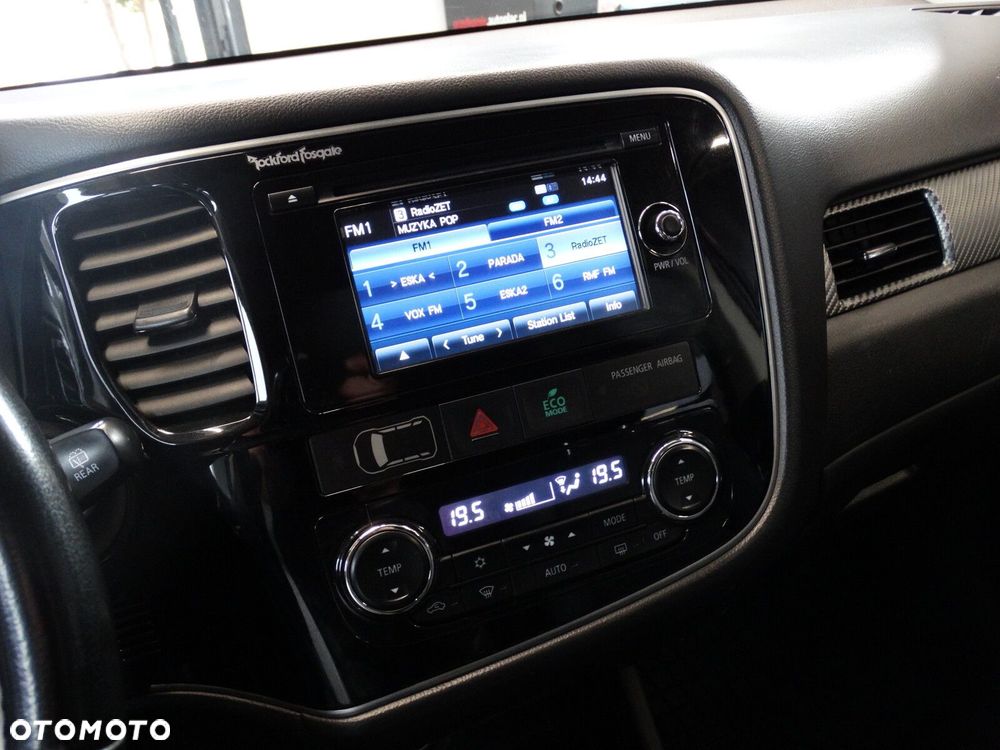 Mitsubishi Outlander - 29