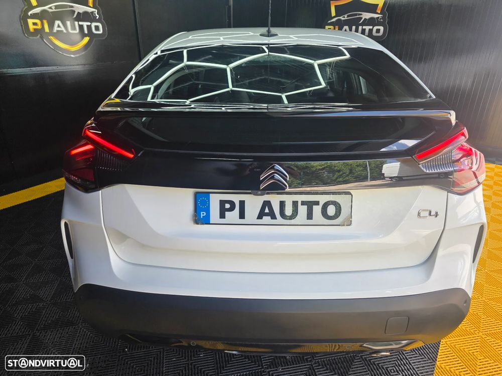 Citroën C4 BlueHDi 110 Stop&Start FEEL - 28