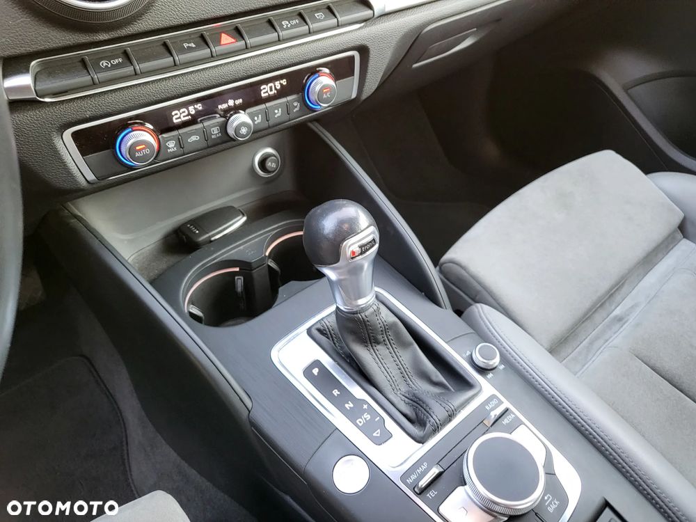 Audi A3 Limousine 35 TFSI Sport S tronic - 32