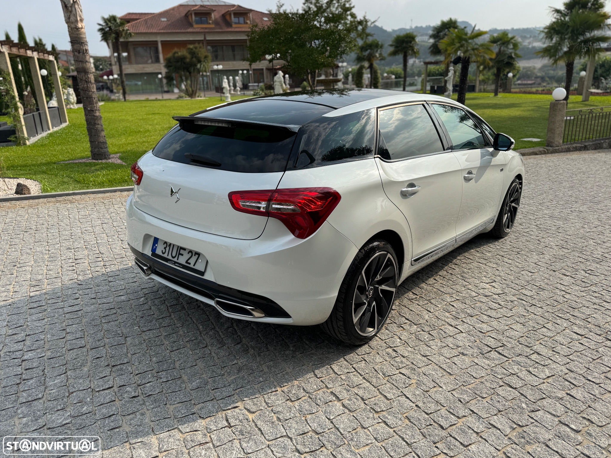Citroën DS5 2.0 HDi Hybrid4 Sport Chic CMP6 - 4