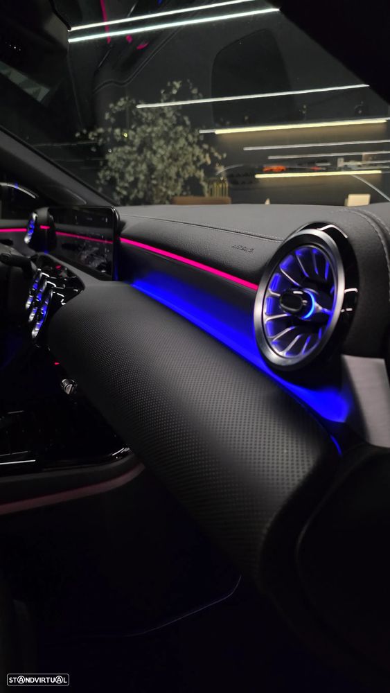 Mercedes-Benz A 250 e AMG Line - 3