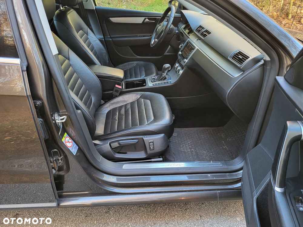 Volkswagen Passat 2.0 TDI Highline DSG - 9