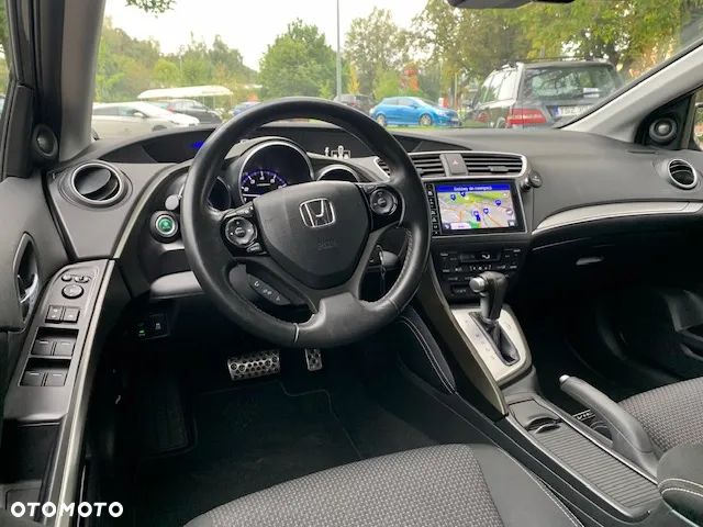 Honda Civic 1.8 Lifestyle (Honda Connect+) - 2