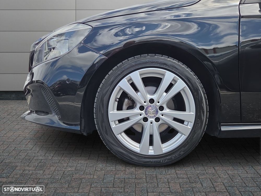 Mercedes-Benz A 180 d Urban Aut. - 6