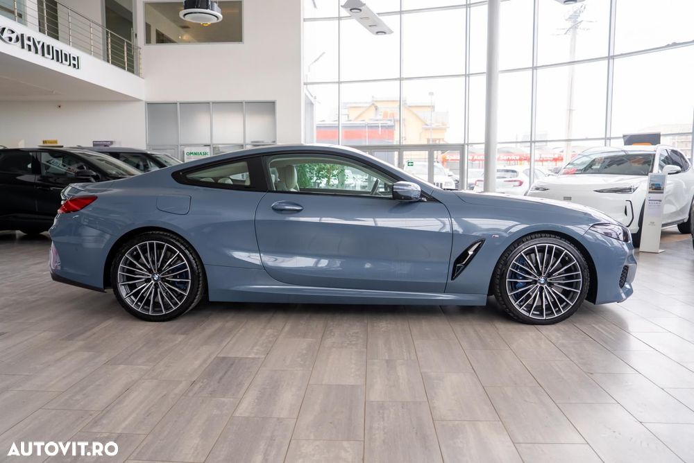 BMW M8 M850i xDrive - 13
