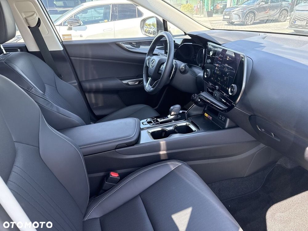 Lexus NX 350h Prestige 2WD - 9