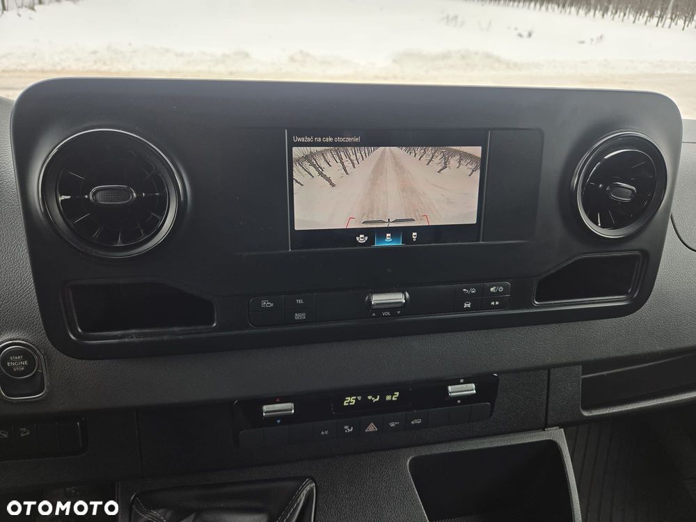 Mercedes-Benz SPRINTER - 9