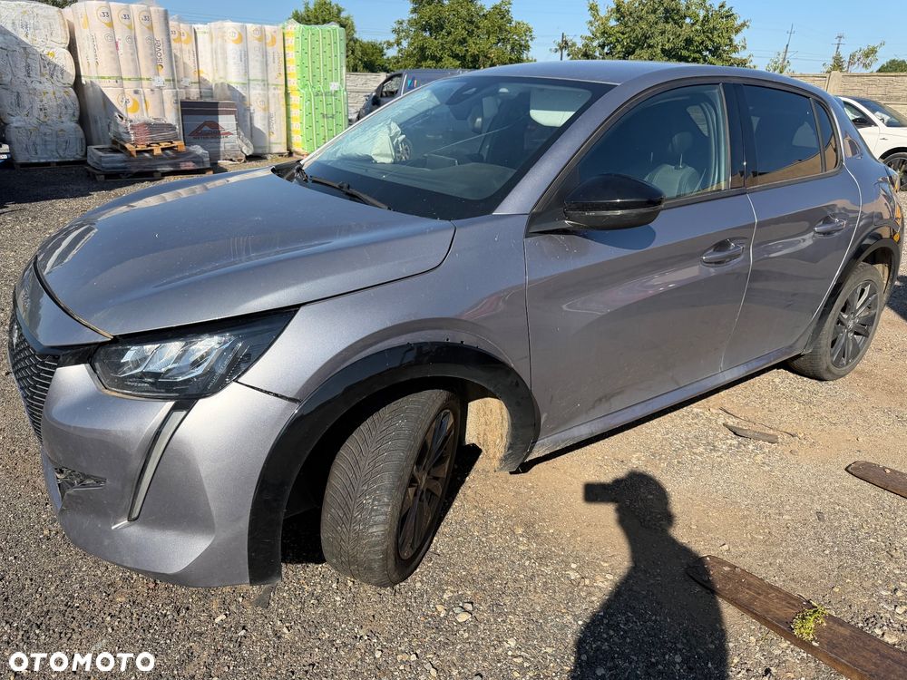 Peugeot 208 - 7