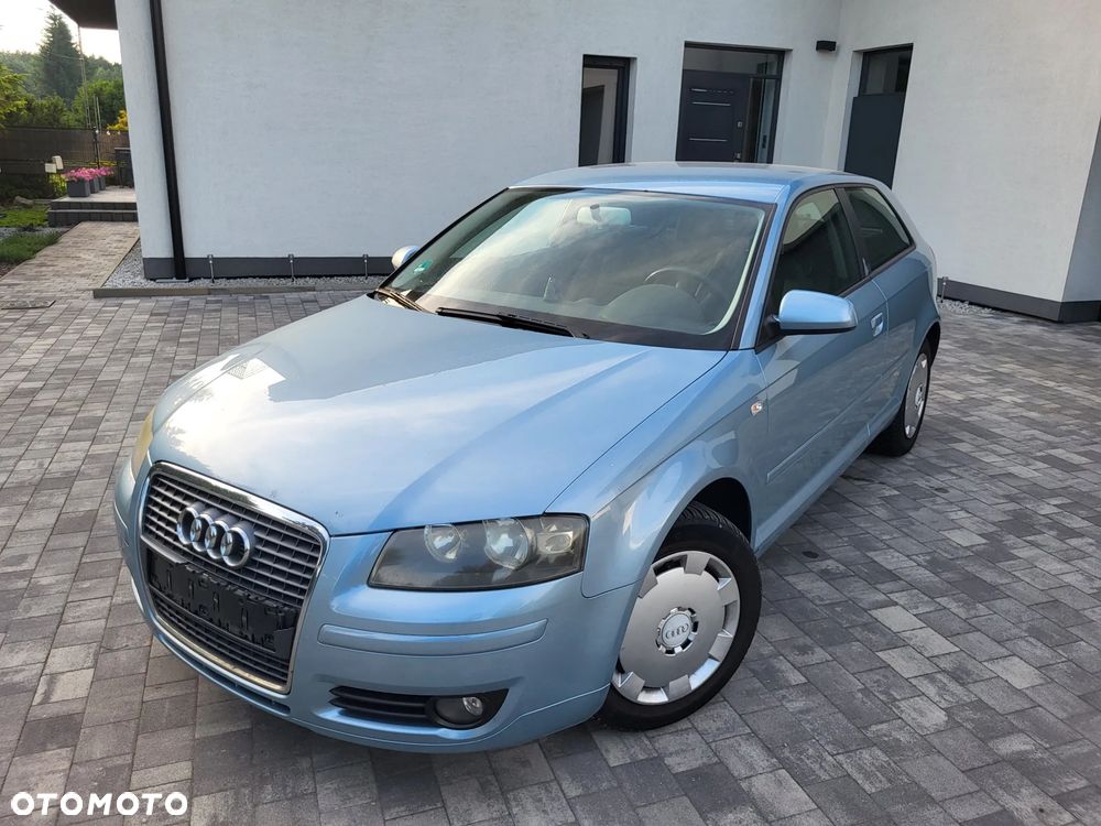 Audi A3 3-drzwiowe 1.6 Ambiente - 3