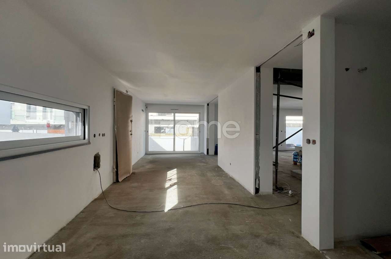 Moradia T4 em fase final de Construção em Trajouce - Cascais - Grande imagem: 4/29
