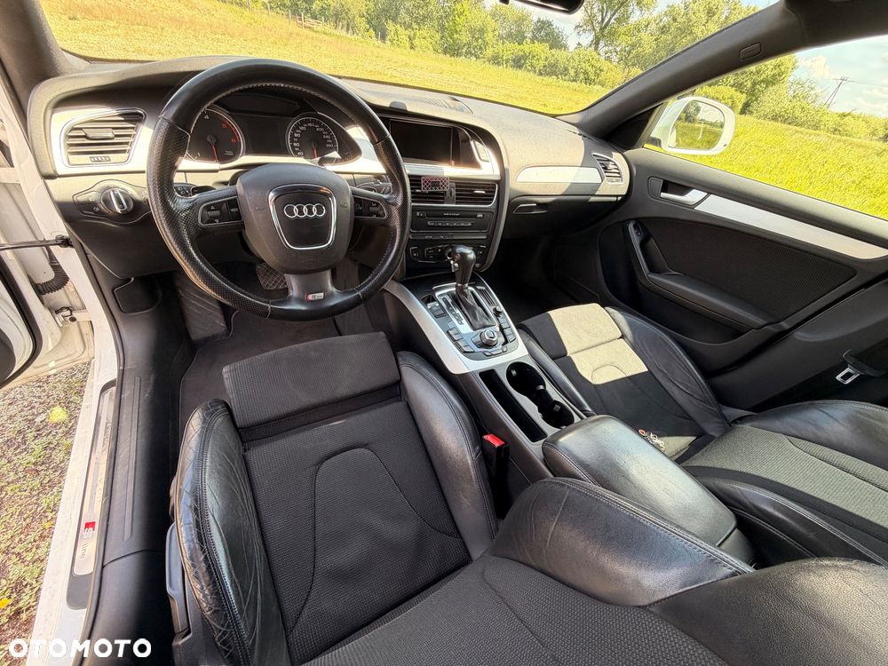Audi A4 Avant 2.0 TDI Multitronic - 13