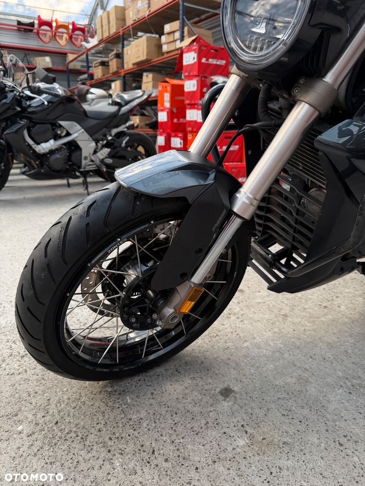 Zontes 125 G1 Spoke - 11