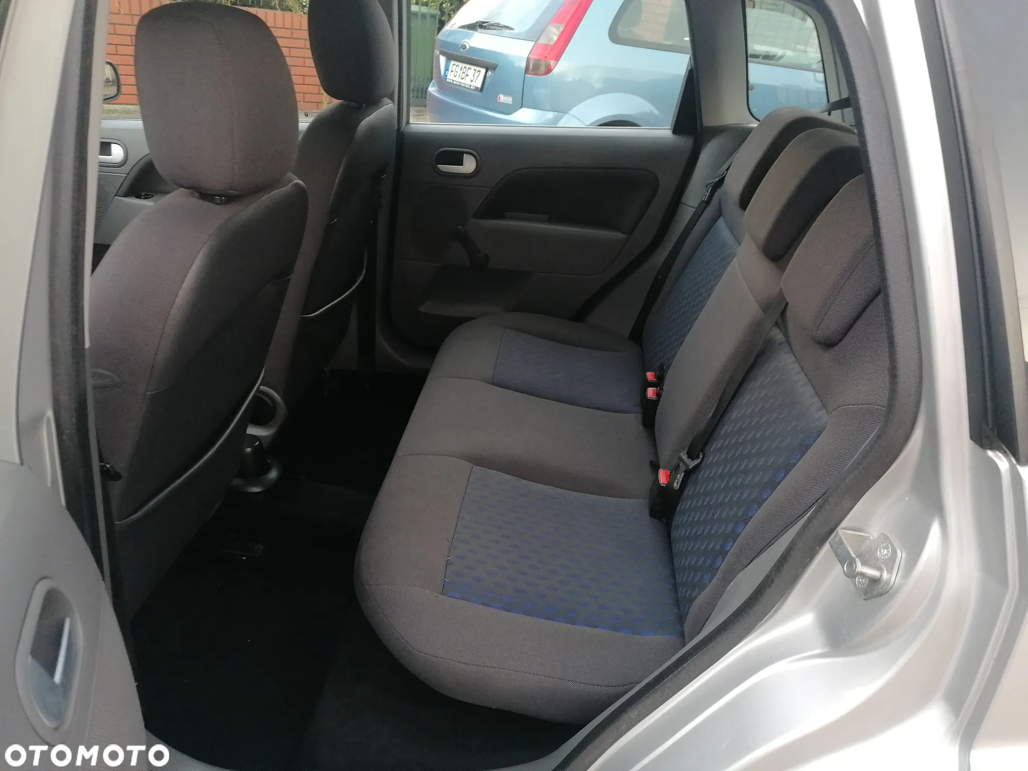 Ford Fiesta 1.4 Ghia - 6