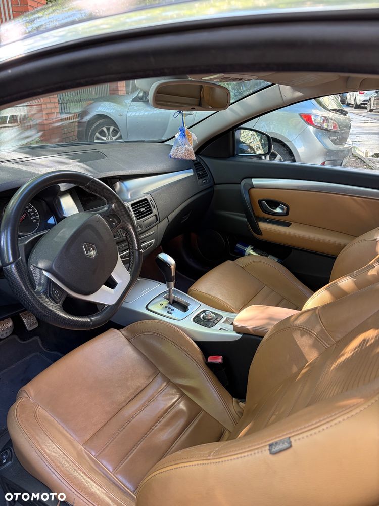 Renault Laguna 3.0 dCi V6 FAP GT - 8