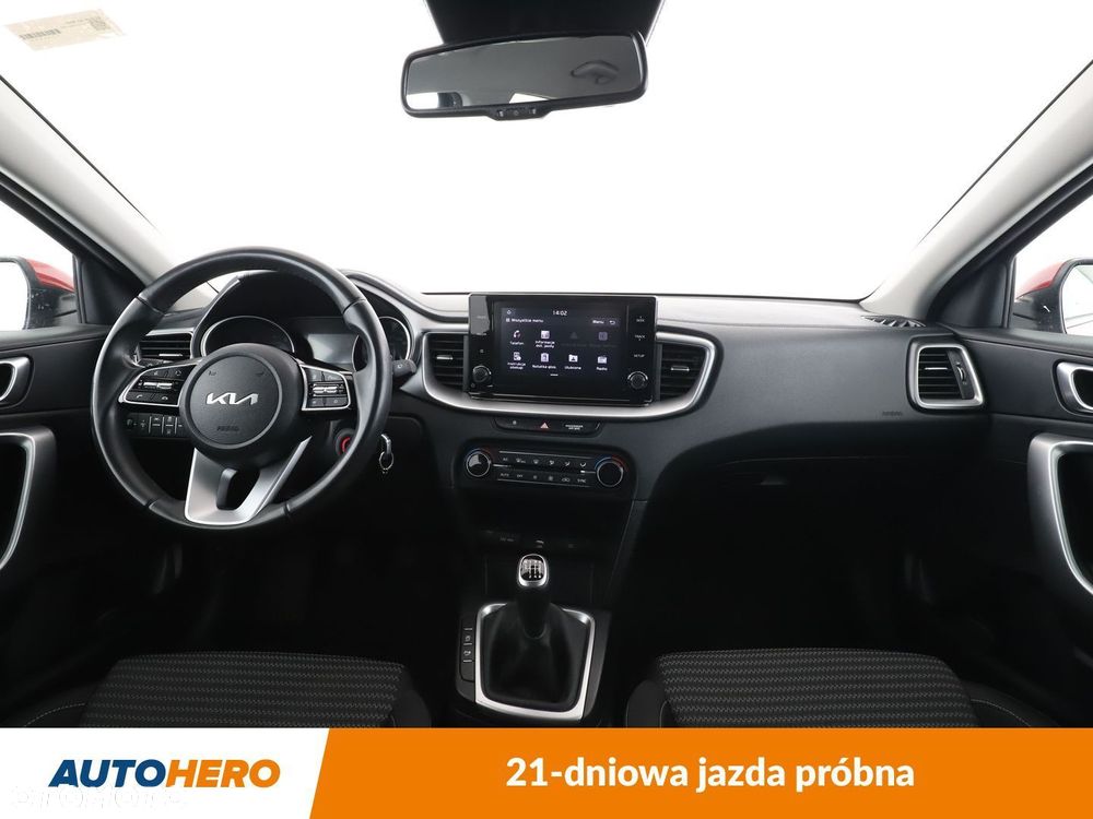 Kia XCeed 1.5 T-GDI M - 13