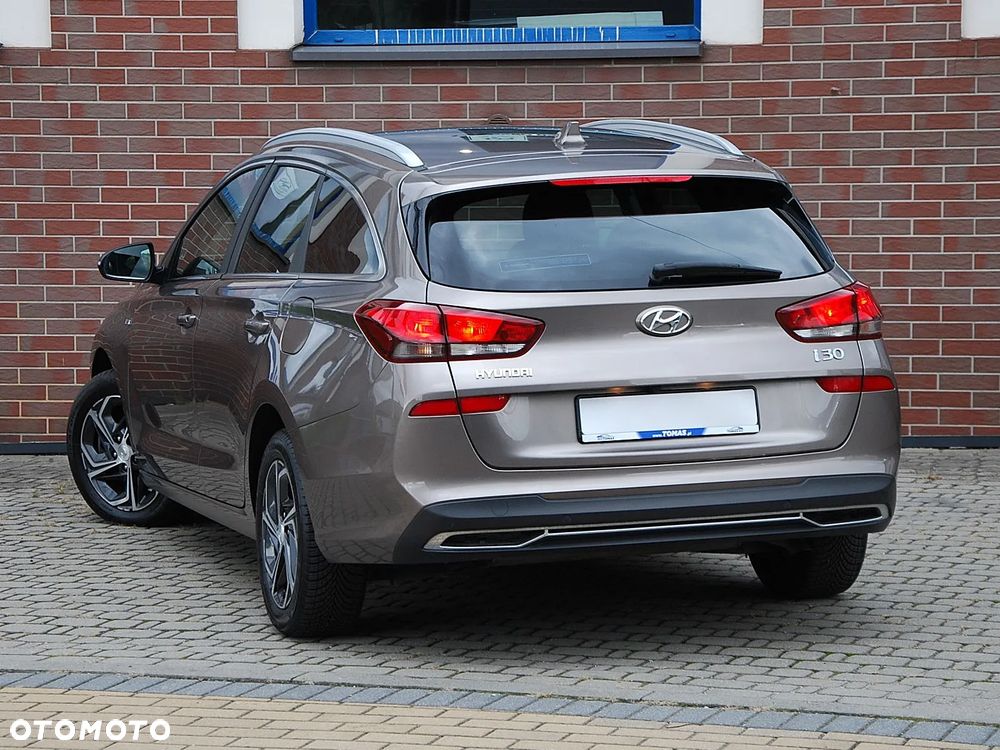 Hyundai i30 1.5 T-GDI 48V Smart - 22