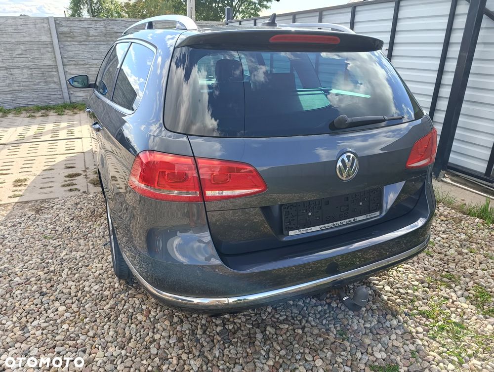 Volkswagen Passat - 14