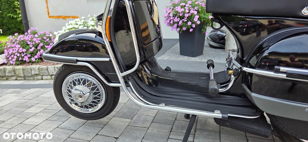 Vespa PX - 7