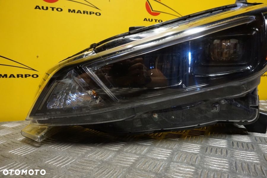 NISSAN LEAF ZE1 LIFT 2022- REFLEKTOR LAMPA FULL LED LEWA CIEMNA USA - 3