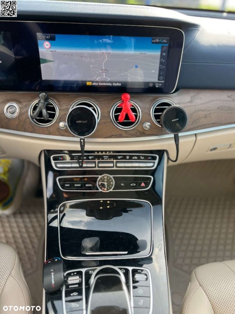 Mercedes-Benz Klasa E 220 d 4-Matic All-Terrain Exclusive - 25