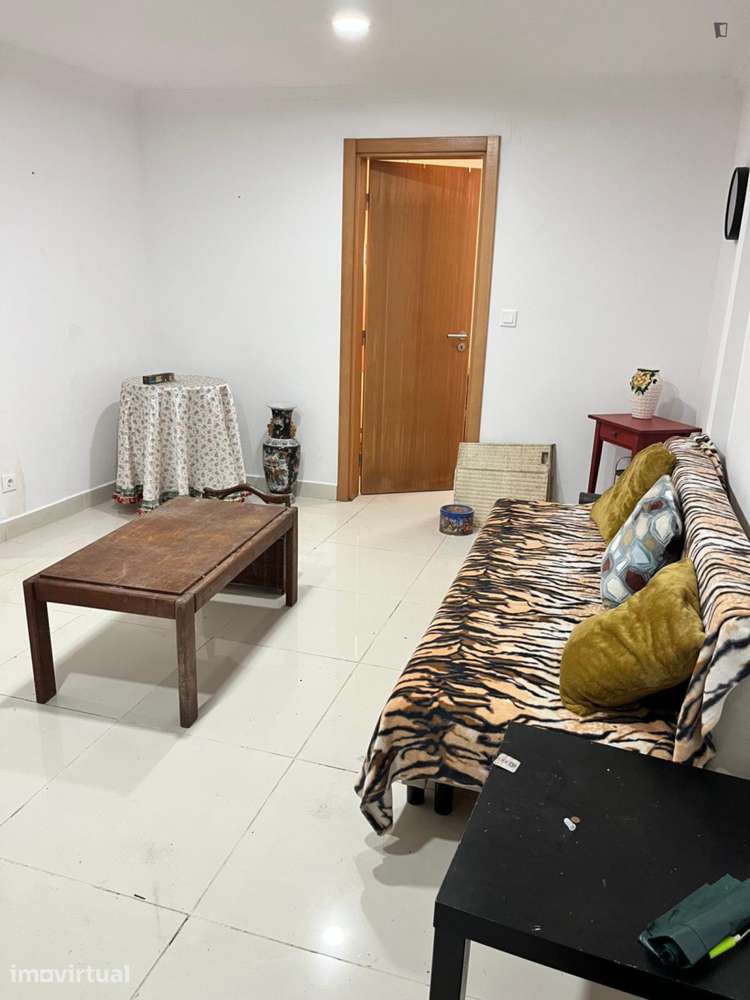 Casa com 2 quartos - localizado em Setubal - Grande imagem: 3/25