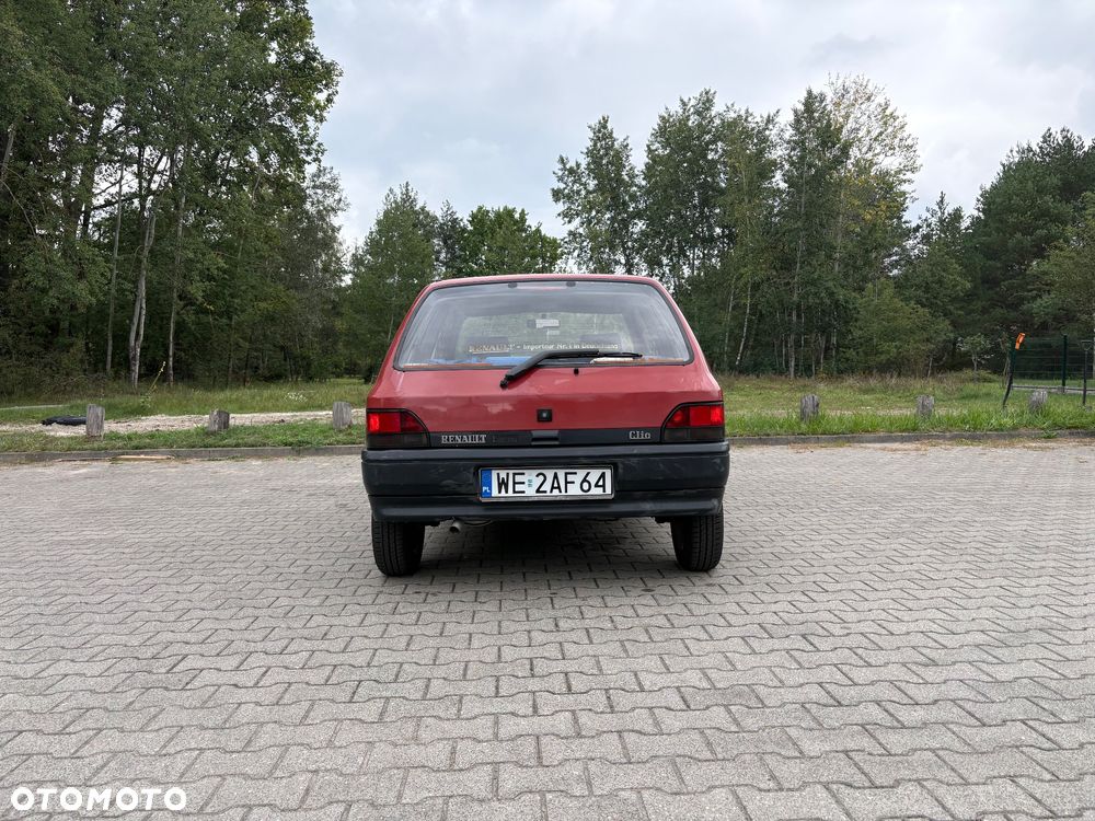 Renault Clio 1.2 RN - 6