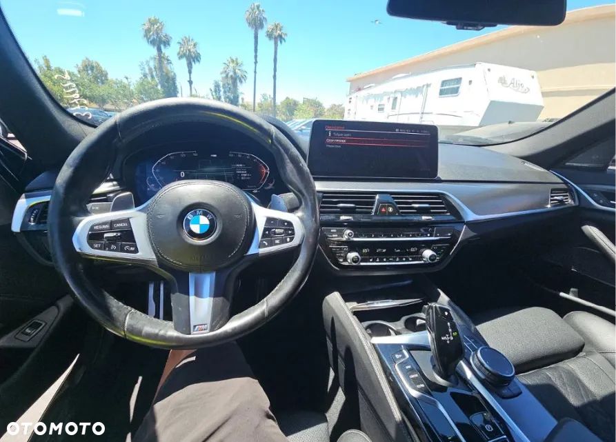BMW Seria 5 540i xDrive M Sport Edition - 9