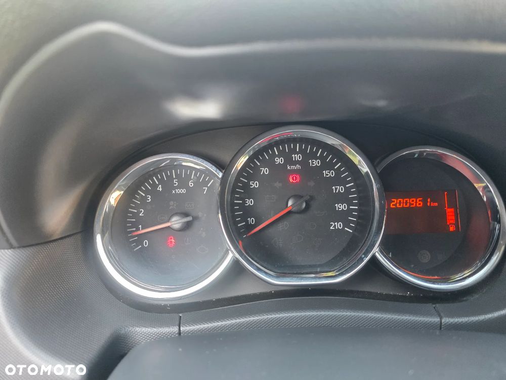 Dacia Duster 1.6 - 10
