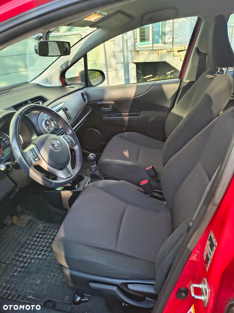 Toyota Yaris 1.33 Sol - 13