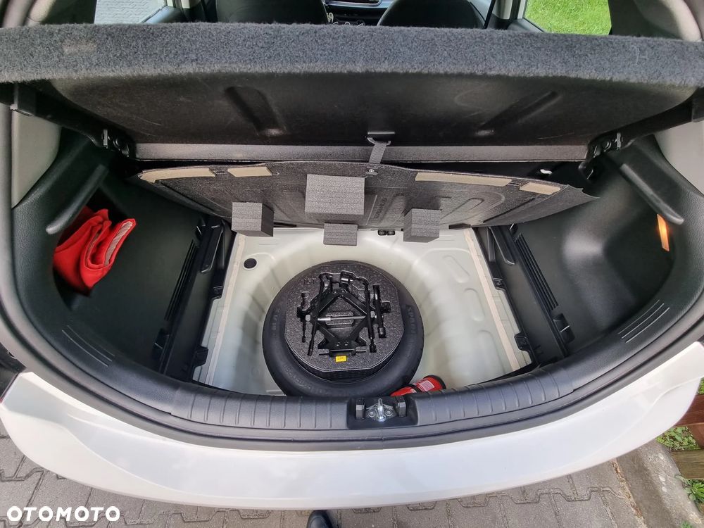 Kia Rio 1.2 M - 16