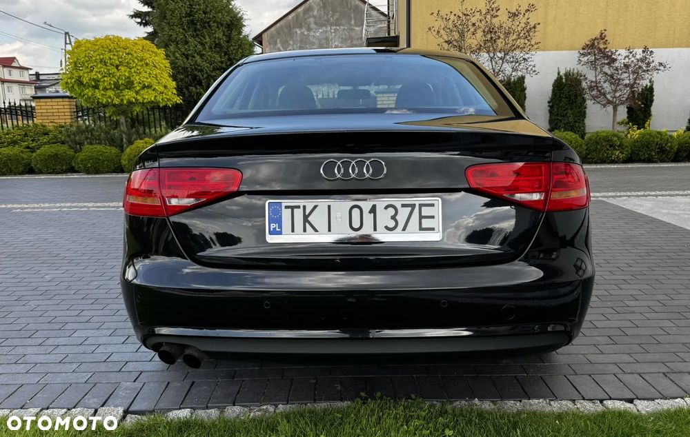 Audi A4 Limousine - 6